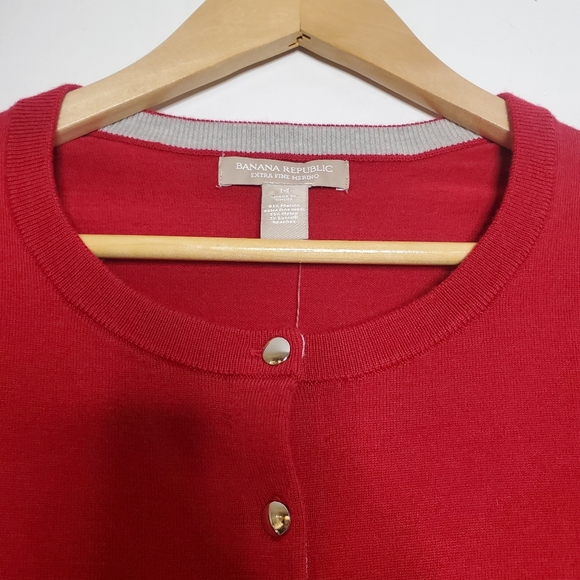 Banana Republic Extra Fine Merino Wool Women Sweater Cardigan Size M Red Stretch - Picture 8 of 9